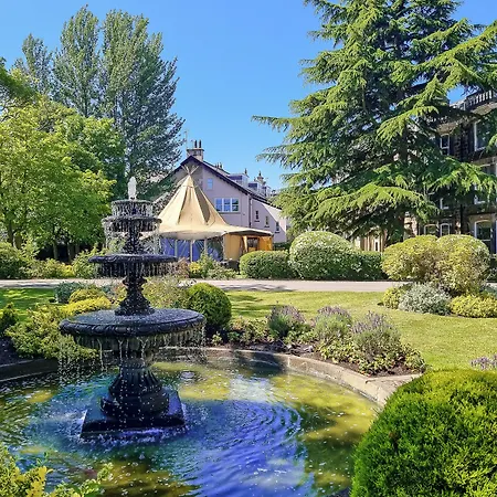 Szálloda Cedar Court Harrogate