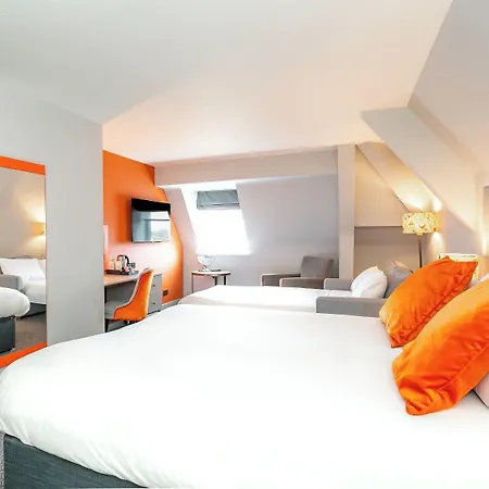 Cedar Court 4*