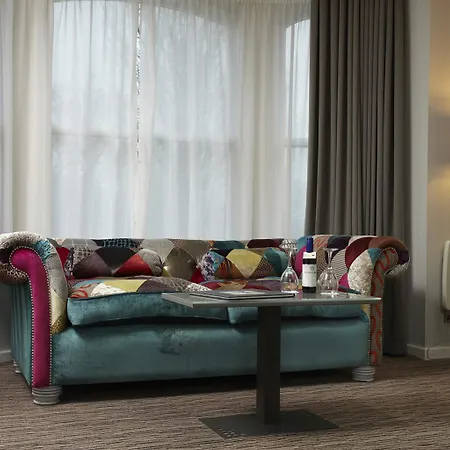 Hotell Cedar Court