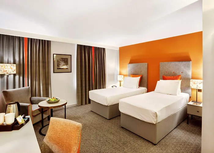 Cedar Court 哈罗盖特