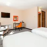 Hotel Cedar Court 4*