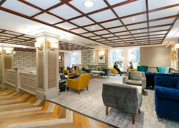 Cedar Court Hotel 4*